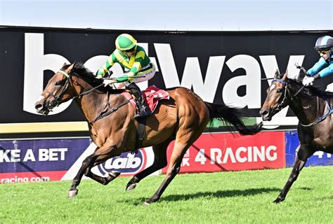 Latest Turffontein Horse Racing Results .